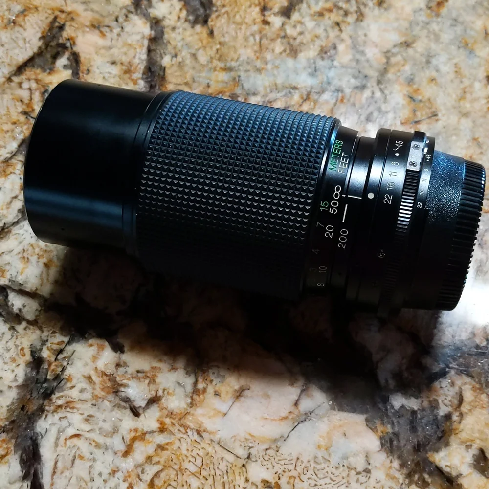 ATENTION PHOTOGRAPHERD -Vivitar zoom